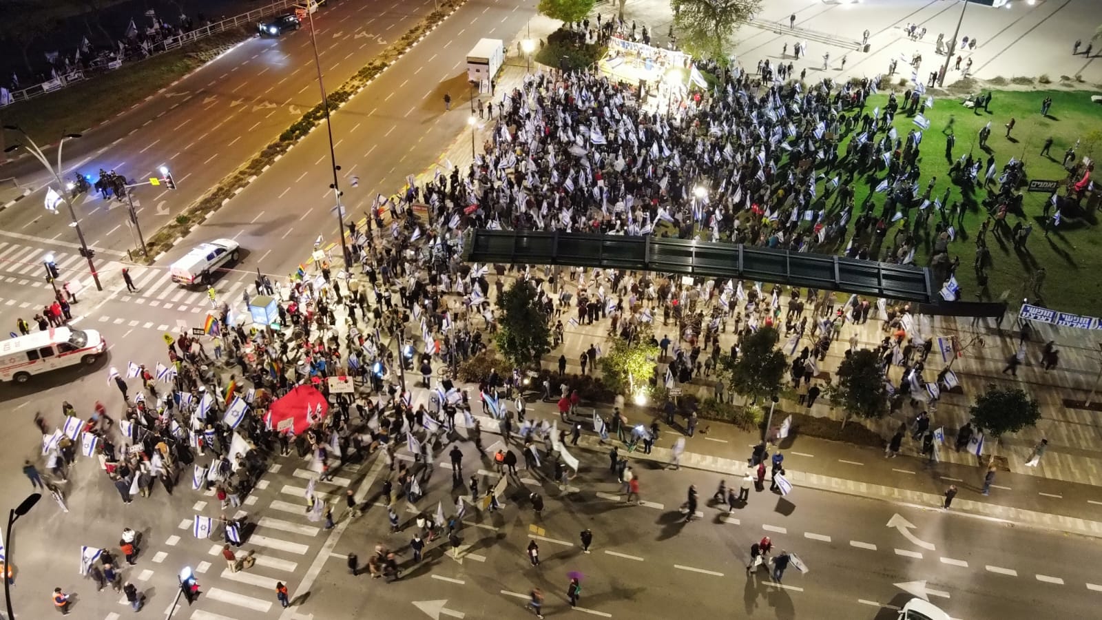 ההפגנה בבאר שבע, מבט אווירי (צילום: עידו אטיאס)